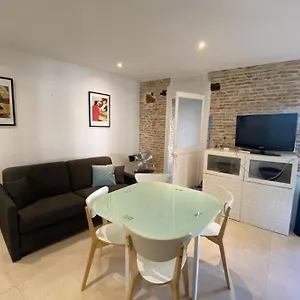 https://capitole-appartement-standing-au-coeur-du-centre.midi-pyreneeshotels.com